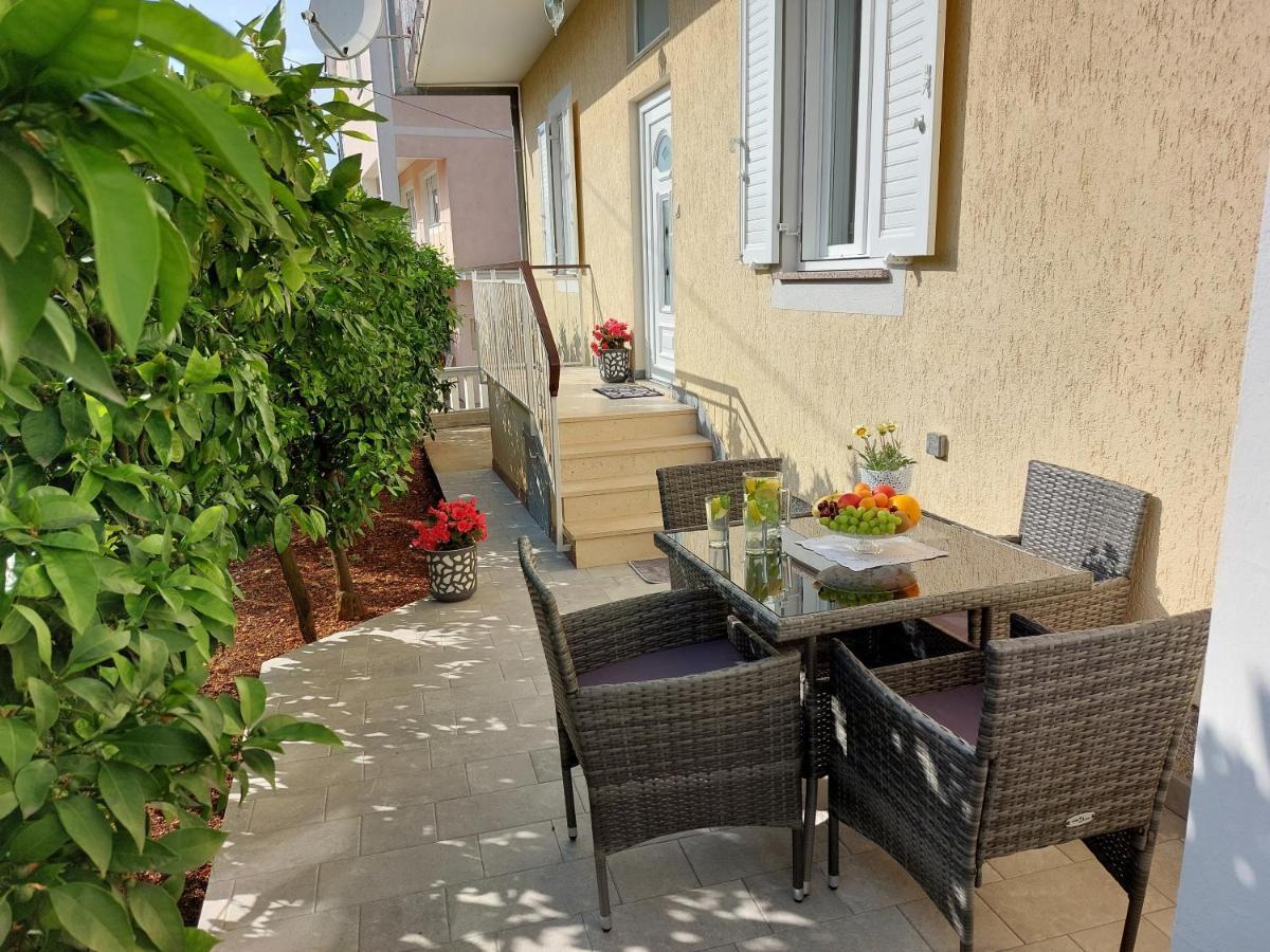 Apartment Hrzic Malinska Exterior foto